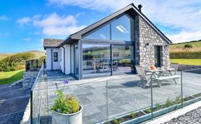 Photo of 4 Bed in Aberdaron