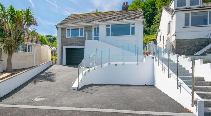 Photo of 2 Bed in Brixham
