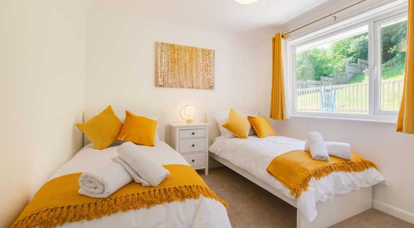 Photo of 2 Bed in Brixham