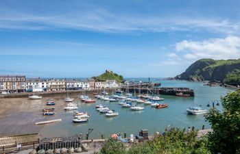 5 Bed in Ilfracombe Holiday Home
