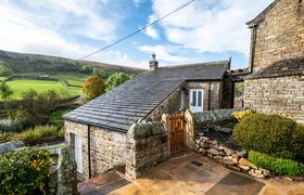 Photo of 5-bed-in-muker