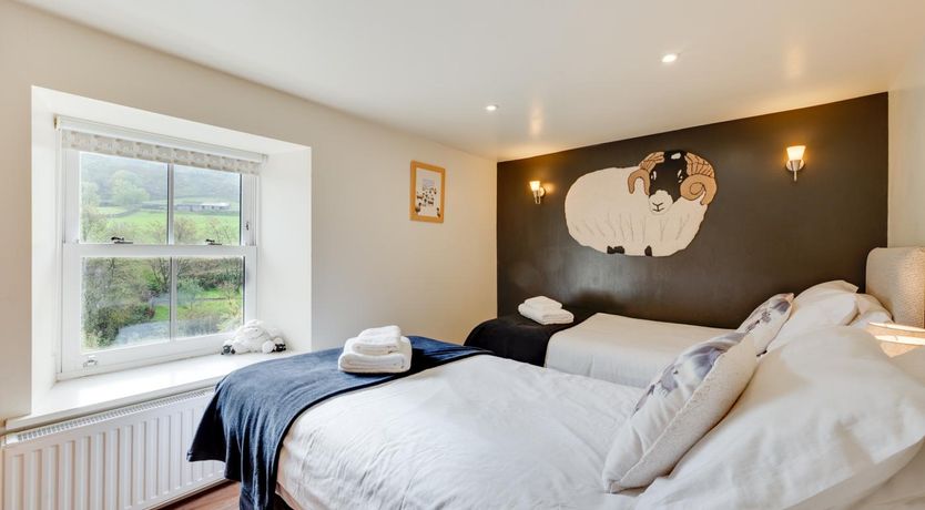 Photo of 5 Bed in Muker