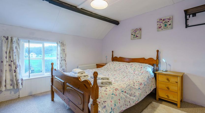 Photo of 2 Bed in Robin Hoods Bay