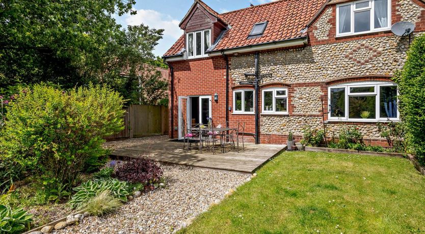 Photo of 3 Bed in Holt