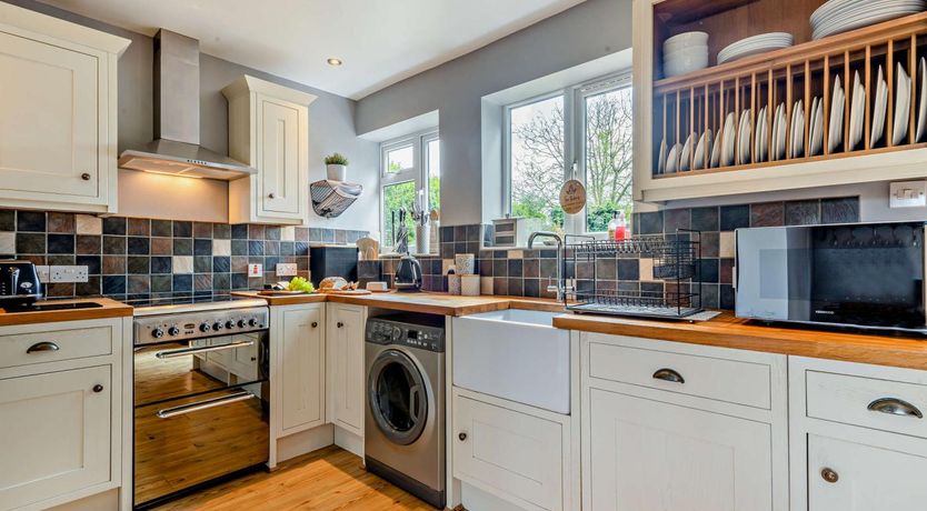 Photo of 3 Bed in Holt