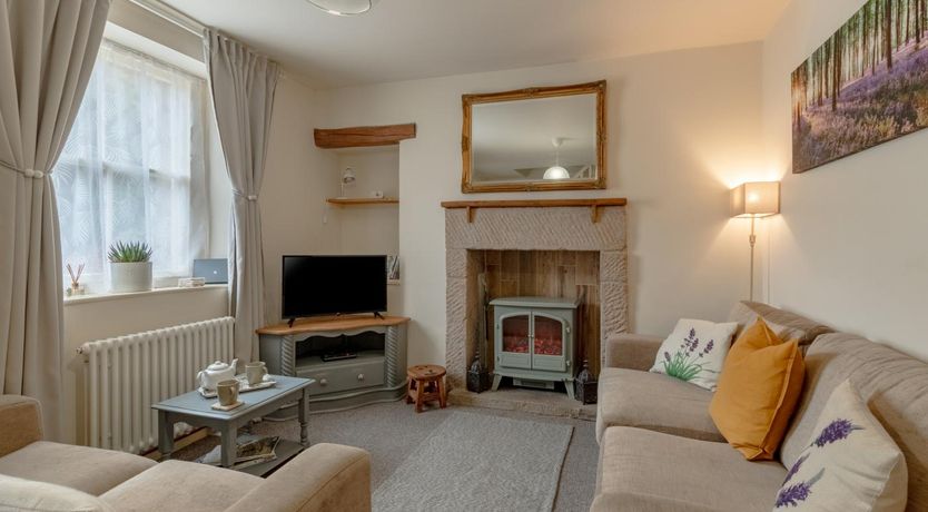 Photo of 3 Bed in Hope Valley