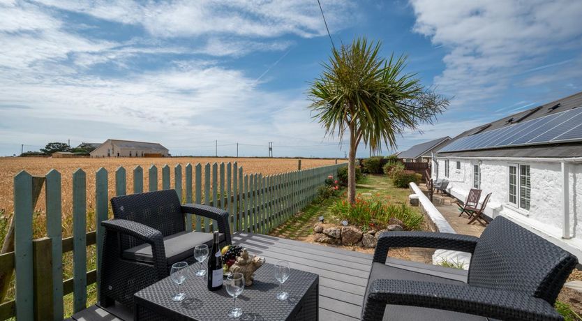 Photo of 2 Bed in Sennen