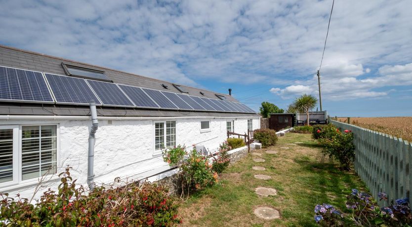 Photo of 2 Bed in Sennen