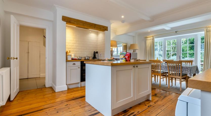 Photo of 4 Bed in Blakeney