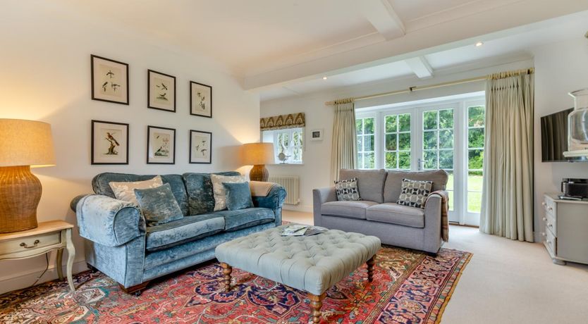 Photo of 4 Bed in Blakeney