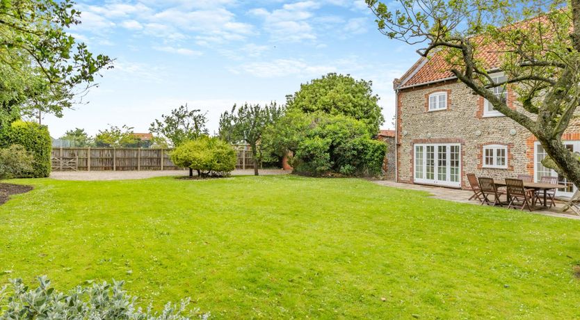 Photo of 4 Bed in Blakeney