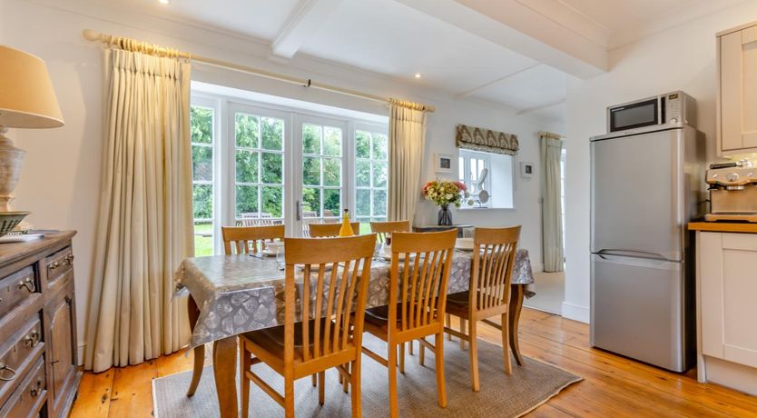 Photo of 4 Bed in Blakeney