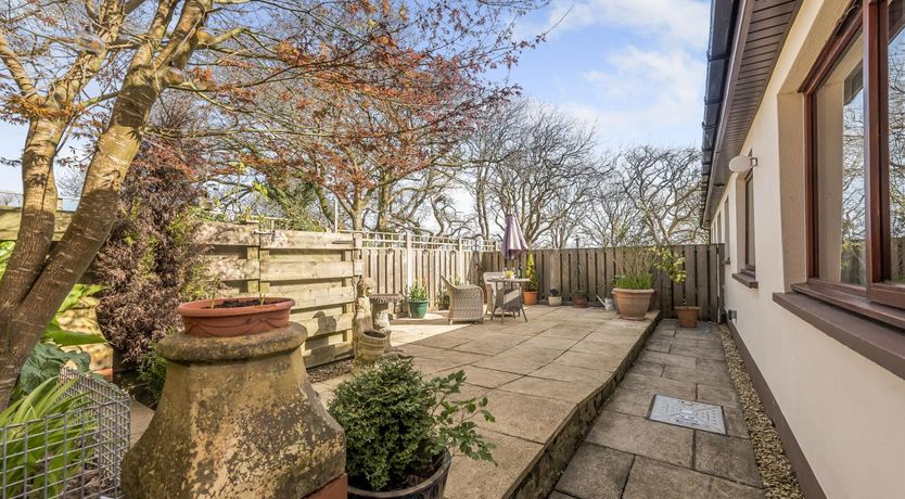 Photo of 1 Bed in Stepaside