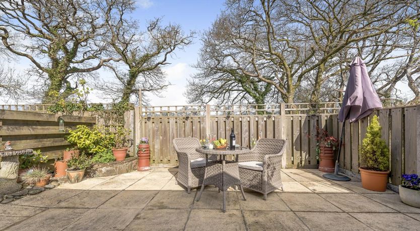 Photo of 1 Bed in Stepaside