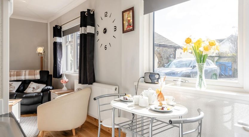 Photo of 1 Bed in Stepaside