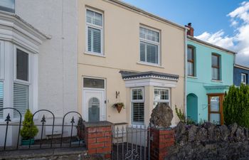 4 Bed in Mumbles Holiday Home