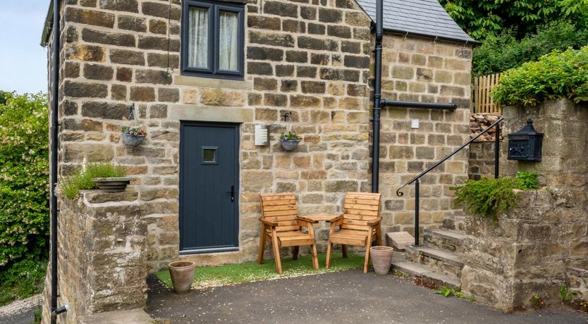 Photo of 1 Bed in Ashover