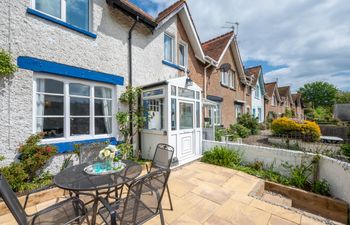 3 Bed in Beer Holiday Home