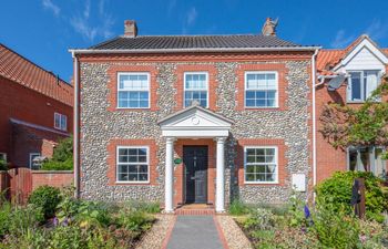 3 Bed in Holt Holiday Home