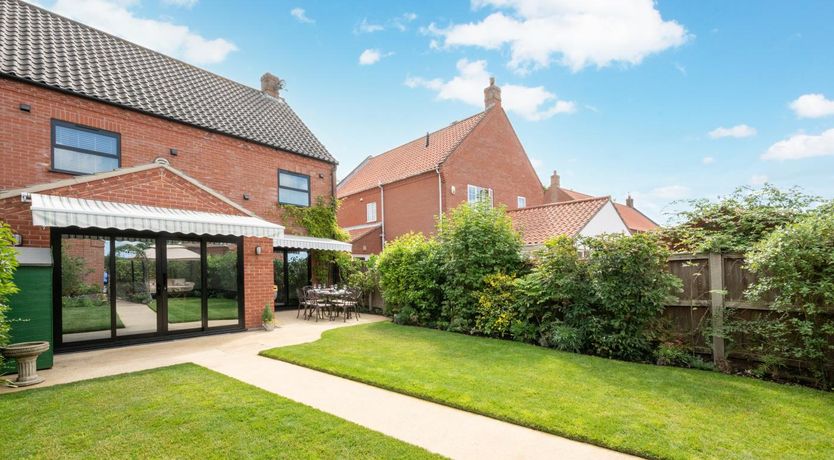Photo of 3 Bed in Holt