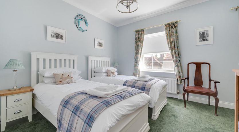 Photo of 3 Bed in Holt