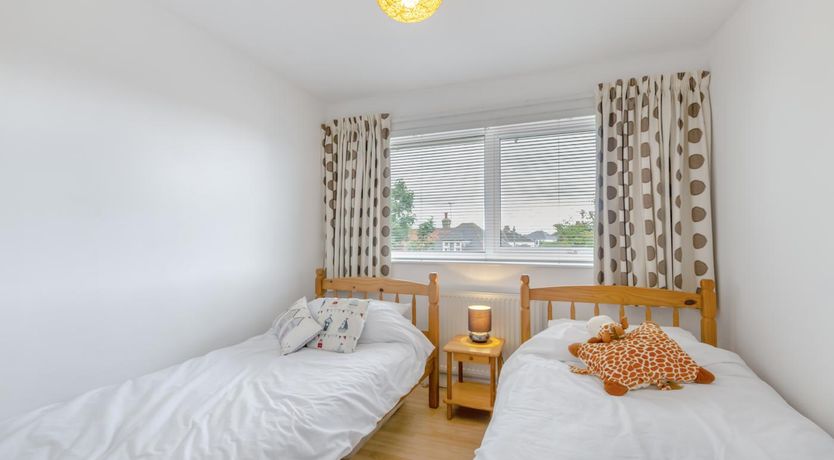Photo of 2 Bed in Broadstairs