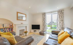 Photo of 2 Bed in Broadstairs