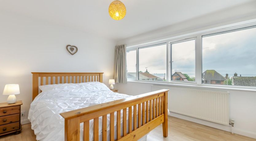 Photo of 2 Bed in Broadstairs
