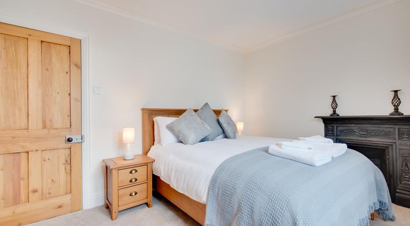 Photo of 3 Bed in Lynton