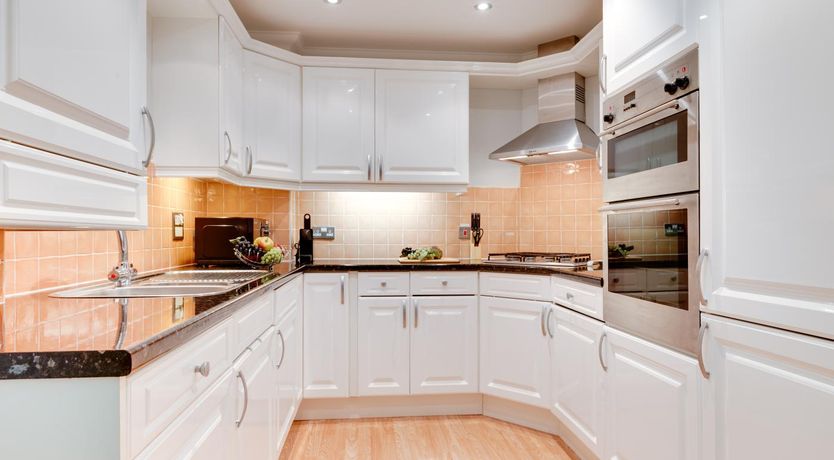 Photo of 2 Bed in Carlyon Bay