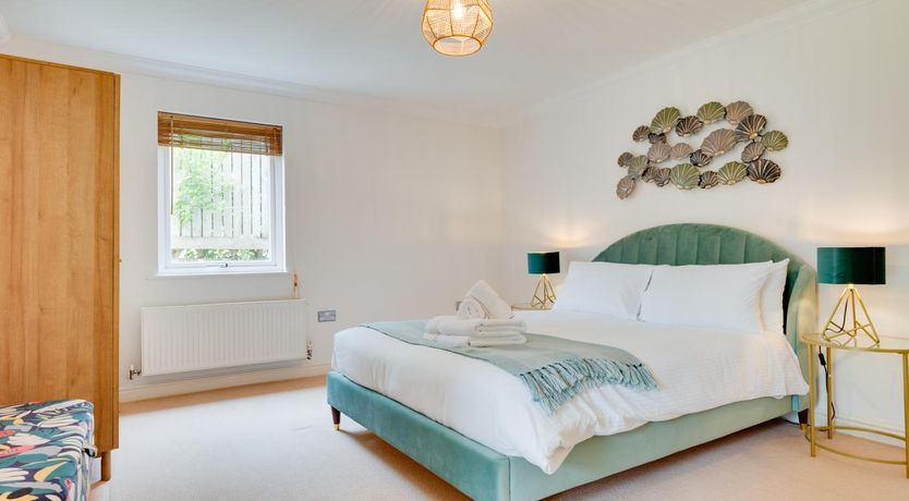 Photo of 2 Bed in Carlyon Bay