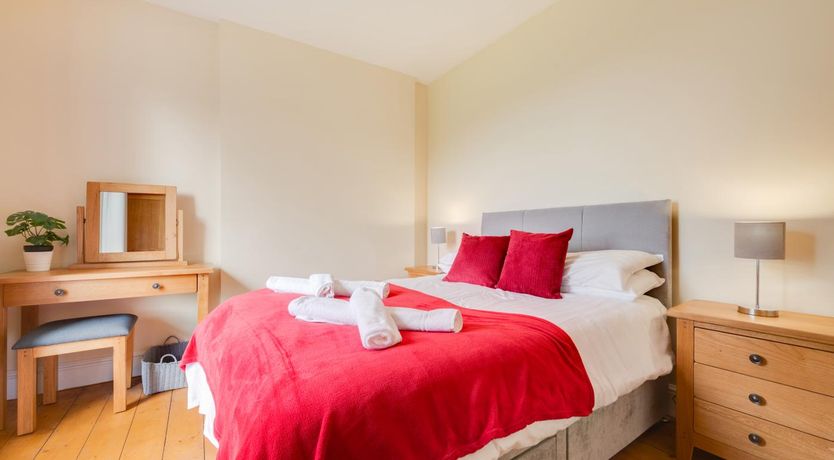 Photo of 5 Bed in Llandovery