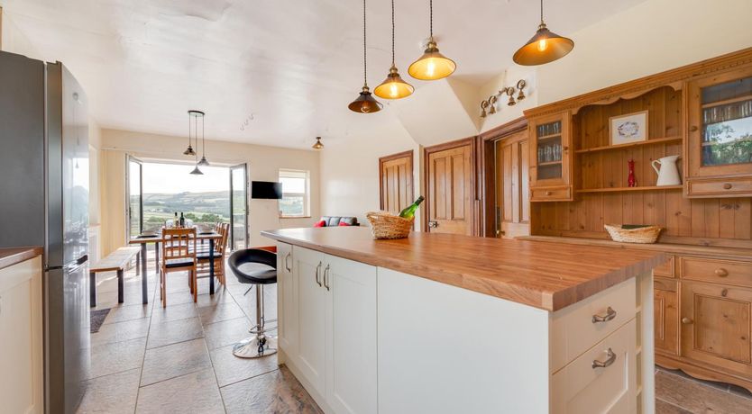 Photo of 5 Bed in Llandovery