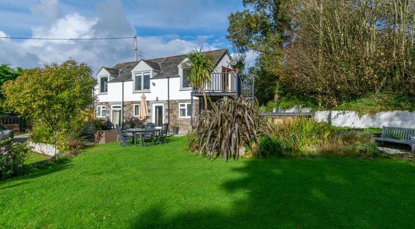 Photo of 4 Bed in Jacobstow