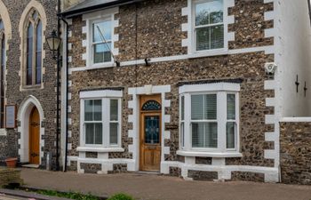 3 Bed in Beer Holiday Home