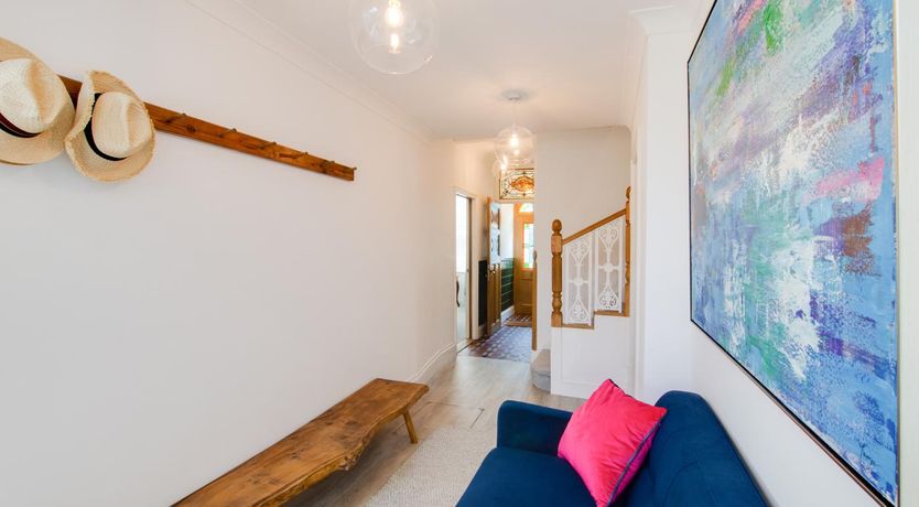 Photo of 3 Bed in Beer