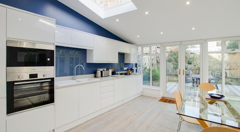 Photo of 3 Bed in Beer