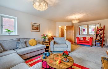 4 Bed in Holt Holiday Home