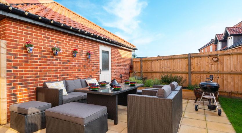 Photo of 4 Bed in Holt