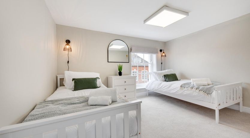 Photo of 2 Bed in Holt