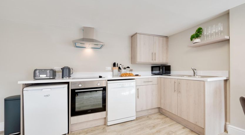 Photo of 2 Bed in Holt