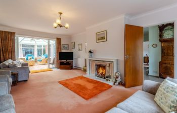 4 Bed in Halesworth Holiday Home