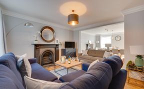 Photo of 4 Bed in St. Ives