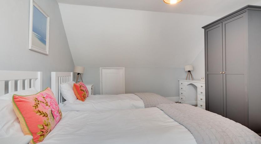 Photo of 4 Bed in St. Ives