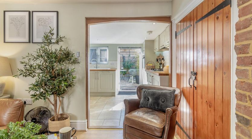 Photo of 1 Bed in Woodbridge