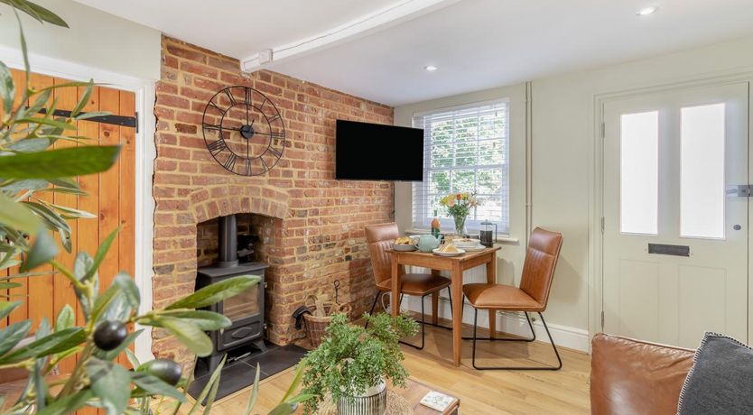 Photo of 1 Bed in Woodbridge