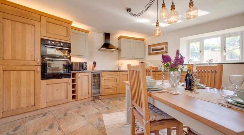 Photo of 2 Bed in Reynoldston