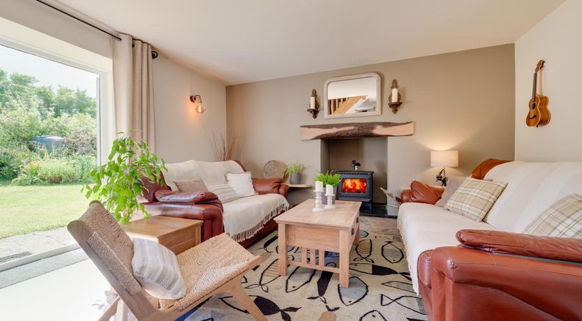 Photo of 2 Bed in Reynoldston