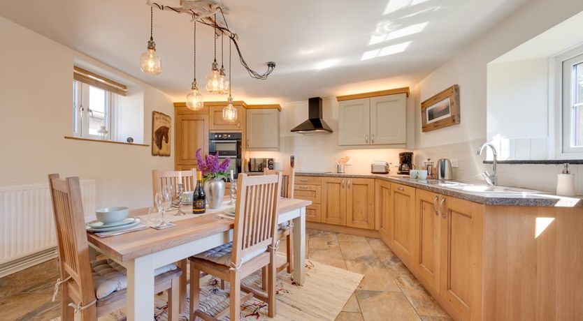 Photo of 2 Bed in Reynoldston