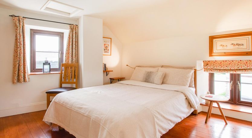 Photo of 1 Bed in Reynoldston